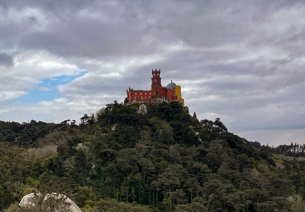 Palacio Nacional da Pena, Schloss auf einem Berg in Sintra